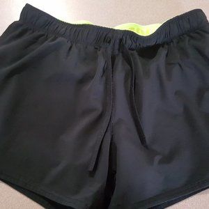NIKE Athetic Shorts Size S Black